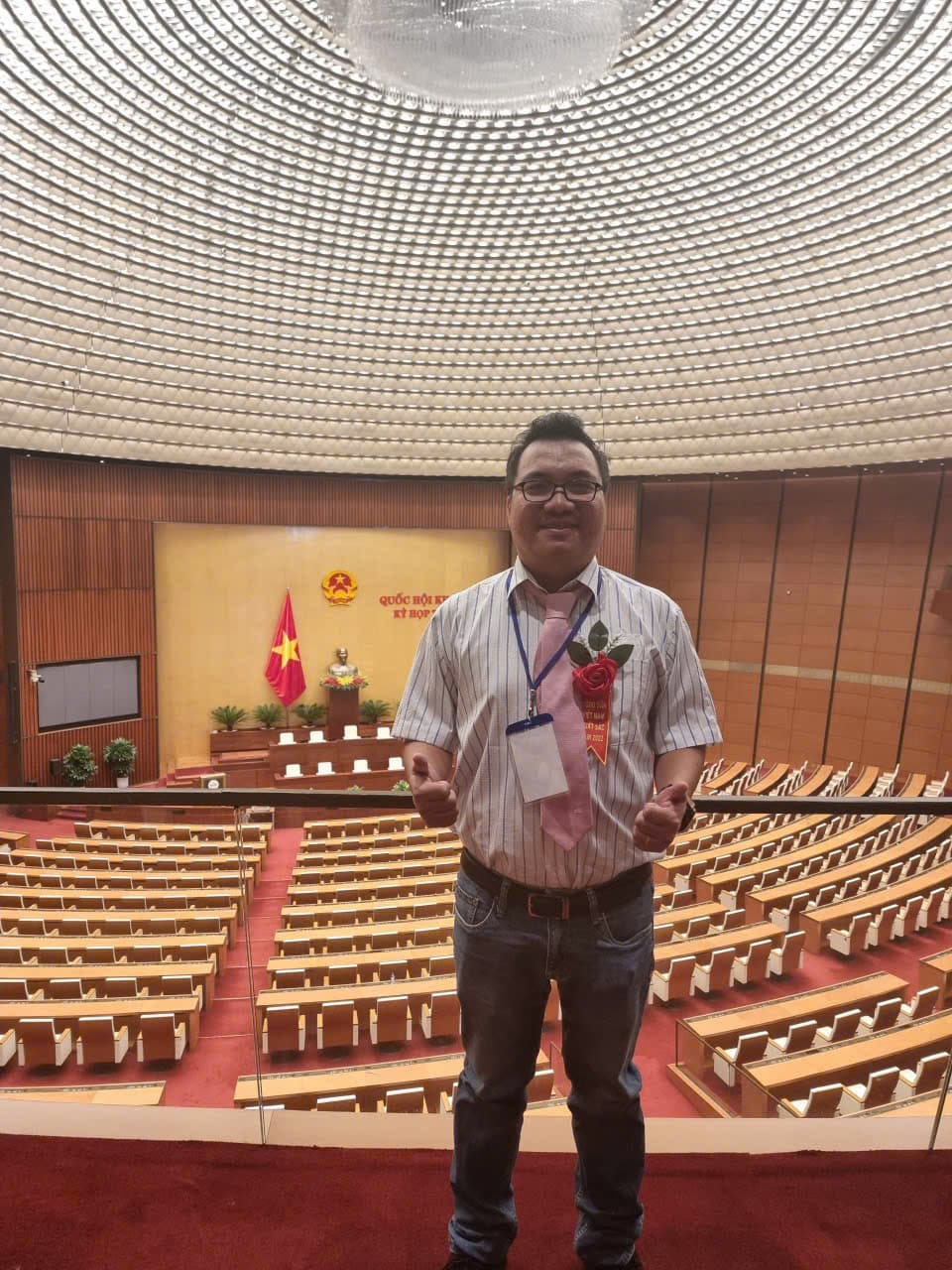 Cử tri biểu quyết tín nhiệm ứng cử đại biểu HĐND thành phố